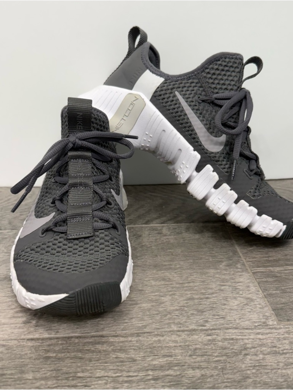 Nike Metcon Training Shoes Charcoal Gray & White
